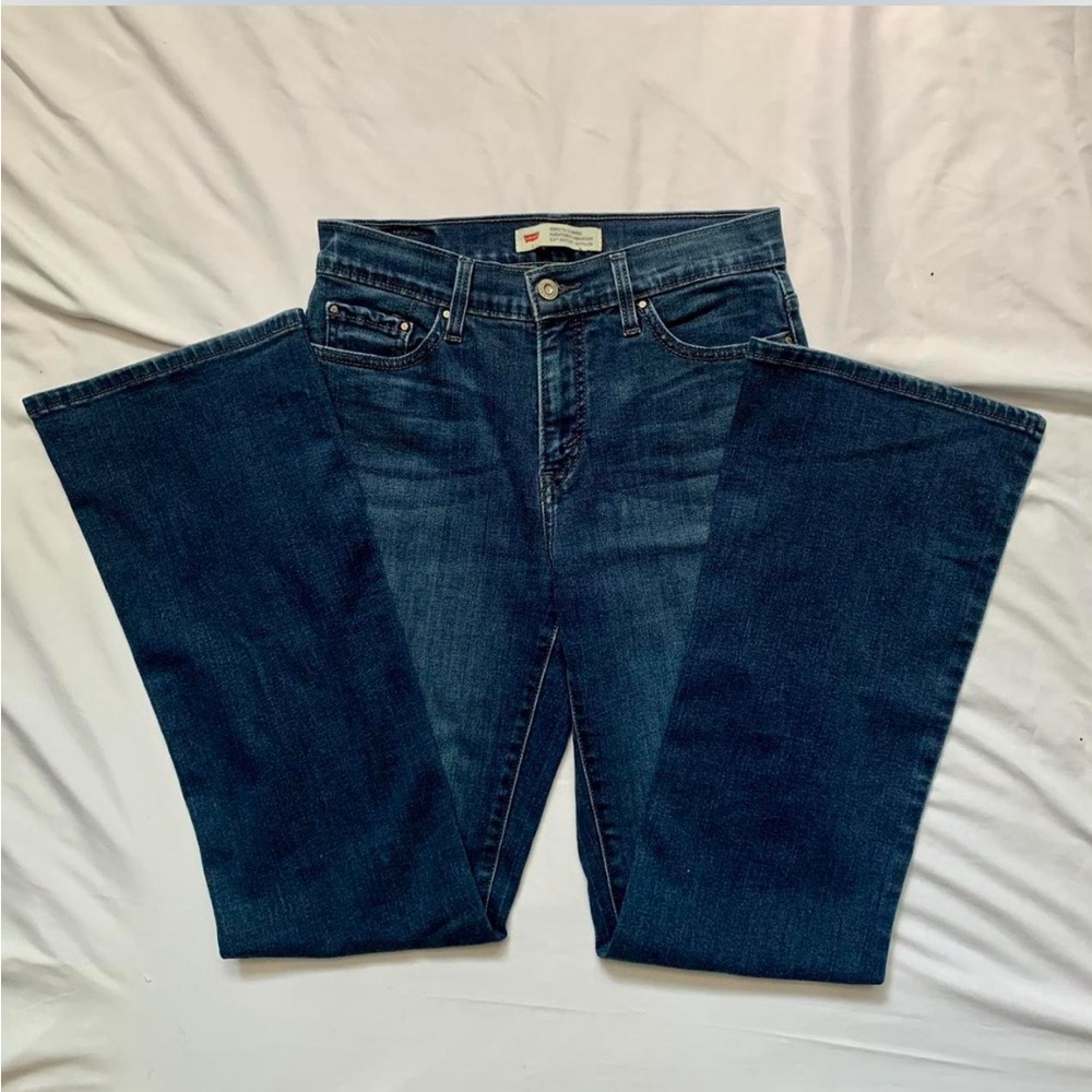 Levi’s Mid Ride Boot Cut Jeans